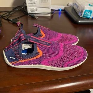 Speedo Swim Shoes, Size Small (13/1)